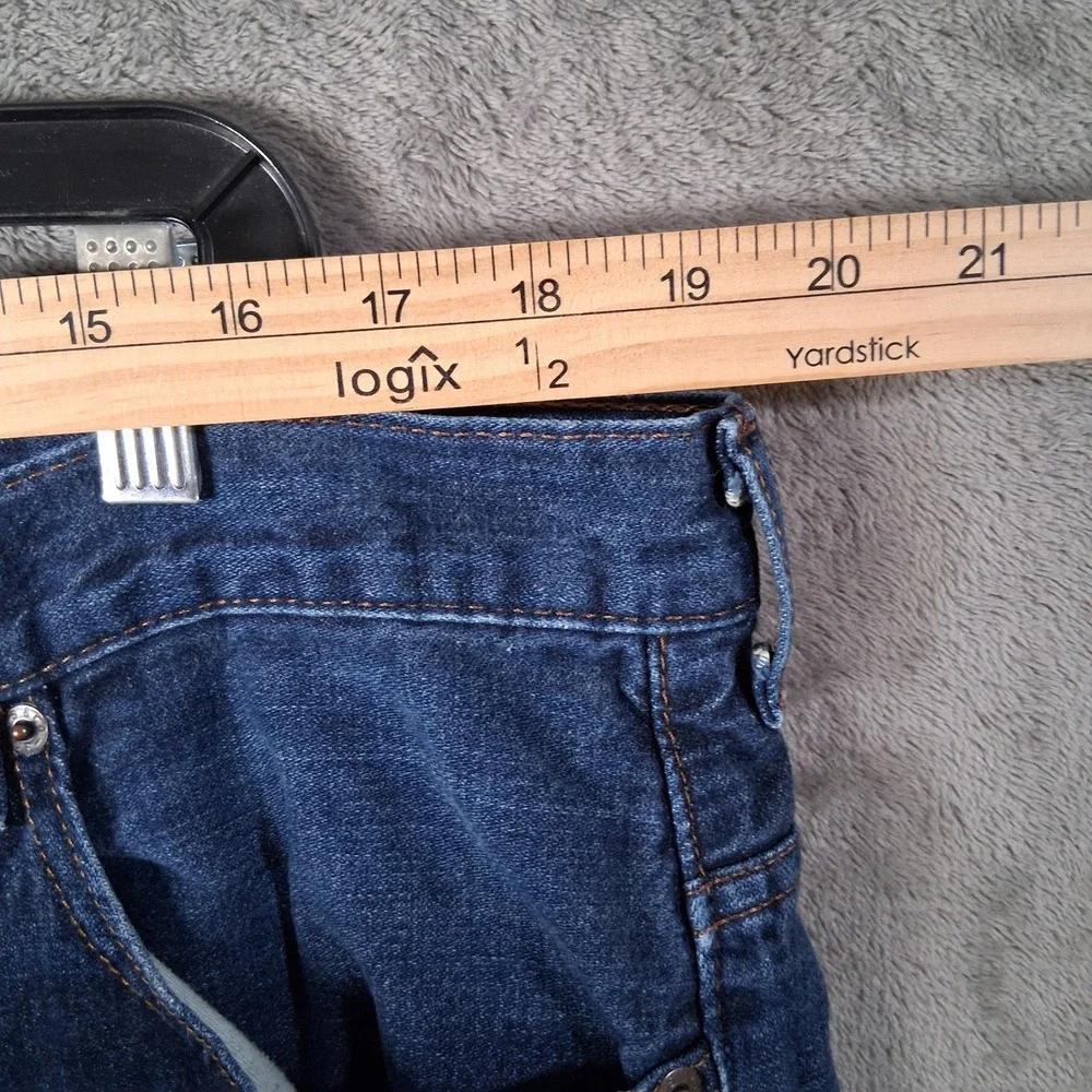 Levis levi 569